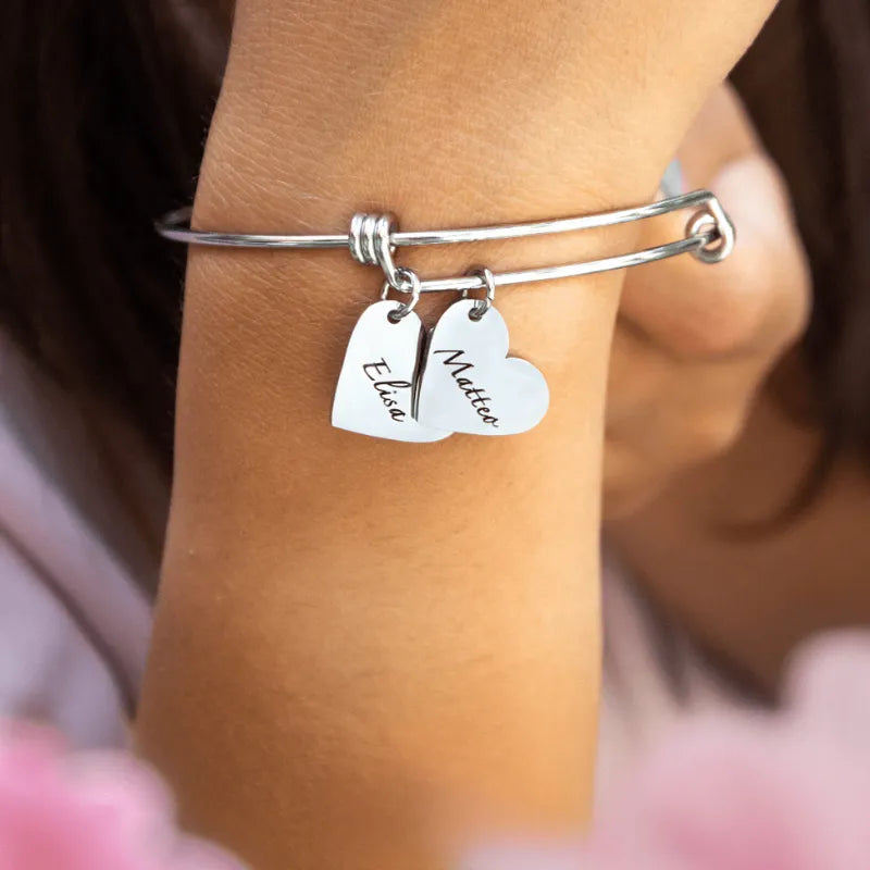 Liens du Cœur™ – Bracelet avec cœurs personnalisés